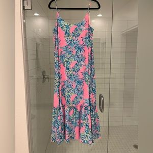 Lilly Pulitzer Maxi Dress in Beat the Heat pattern. Amazing condition!